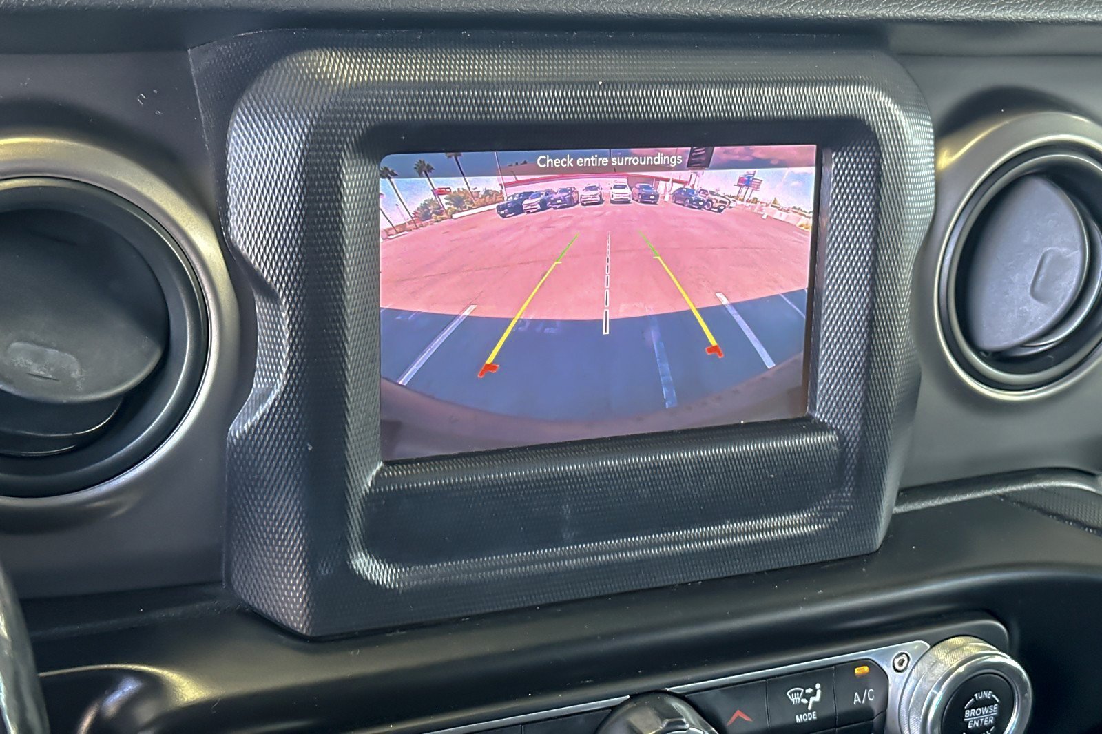 Used 2020 Jeep Wrangler Unlimited Sport S AWD/4WD image 18