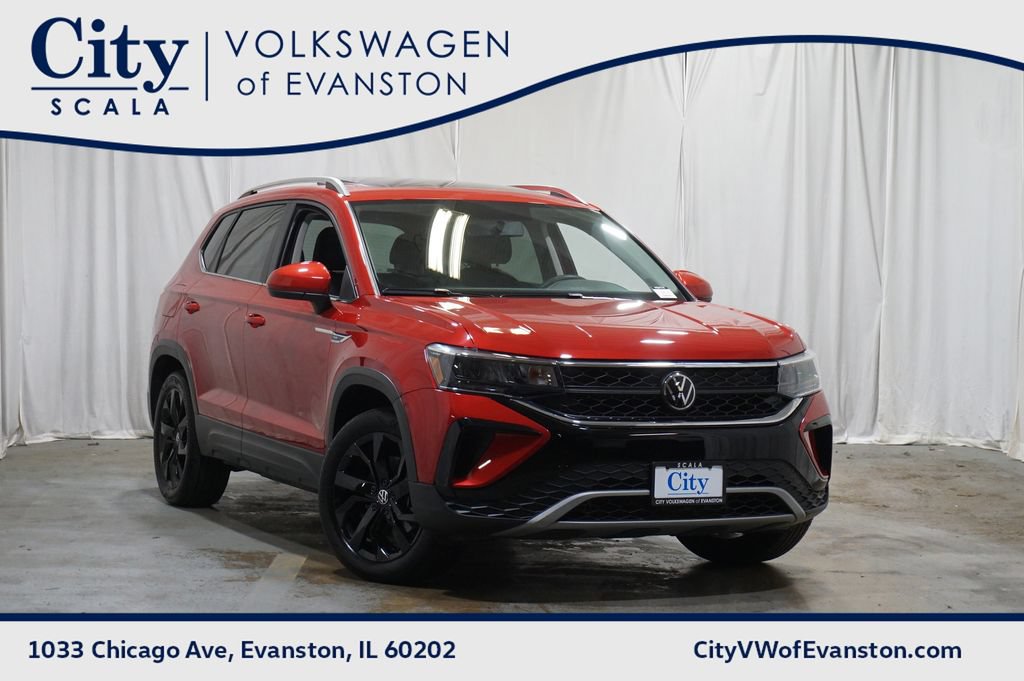 Certified 2022 Volkswagen Taos SE FWD image 1