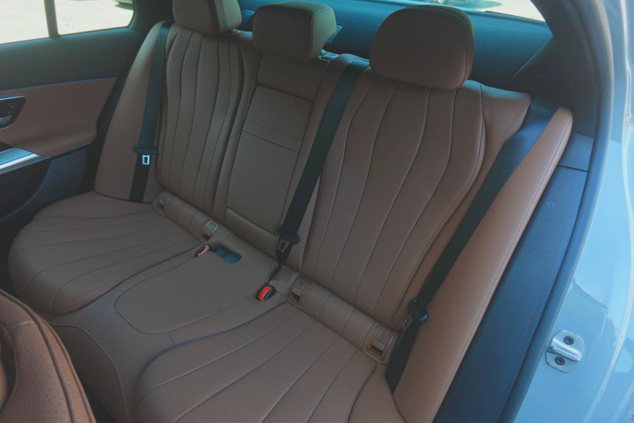 Used 2024 Mercedes-Benz E 350 4MATIC Sedan w/ Driver Assistance Package image 14