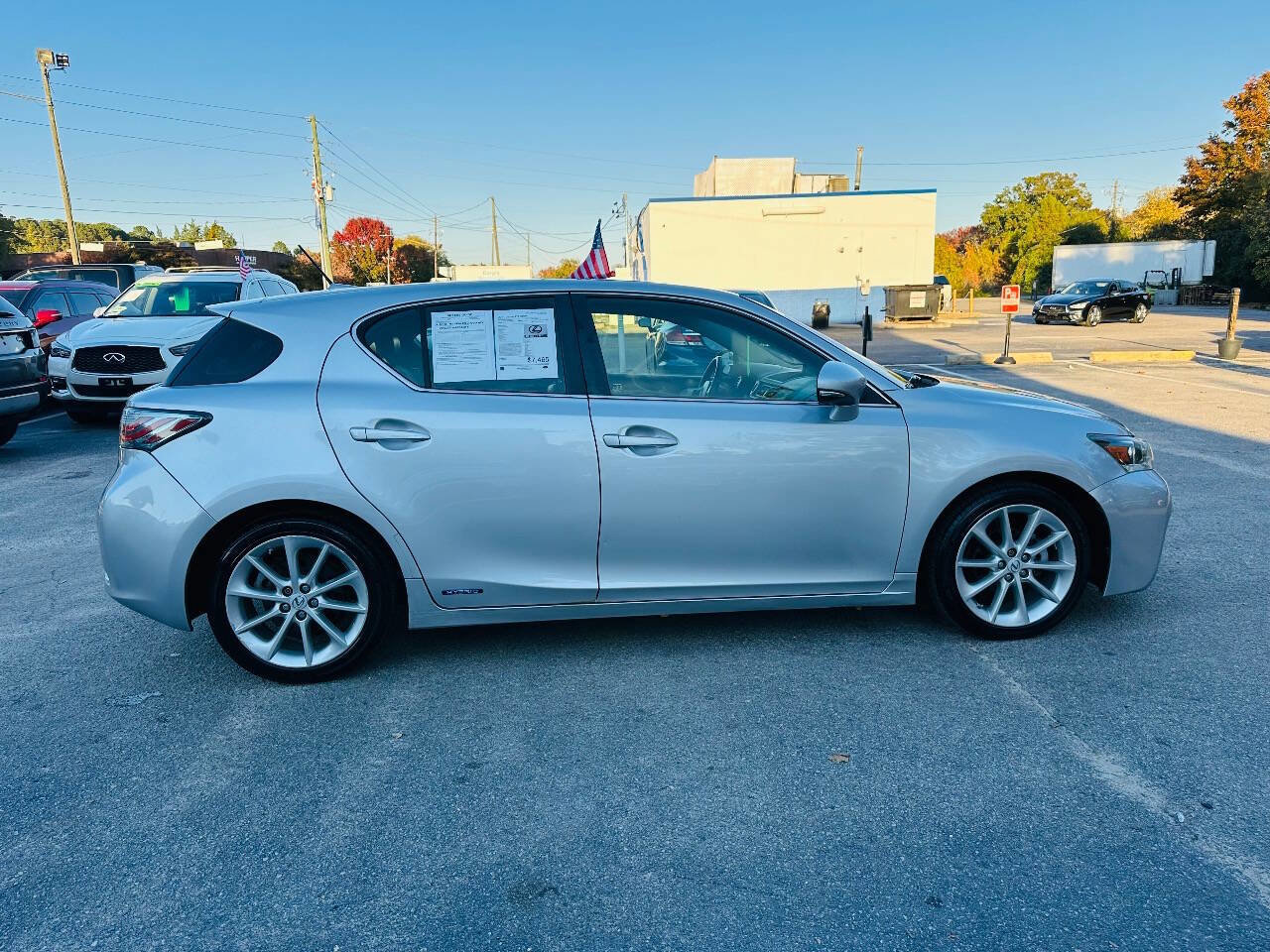 Used 2011 Lexus CT 200h Premium image 5