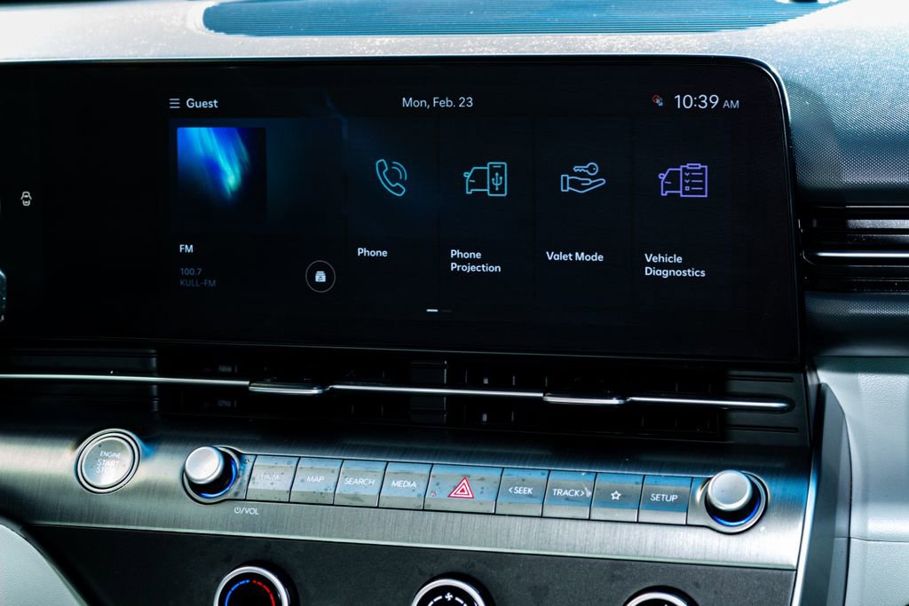 Used 2024 Hyundai Kona SE image 13