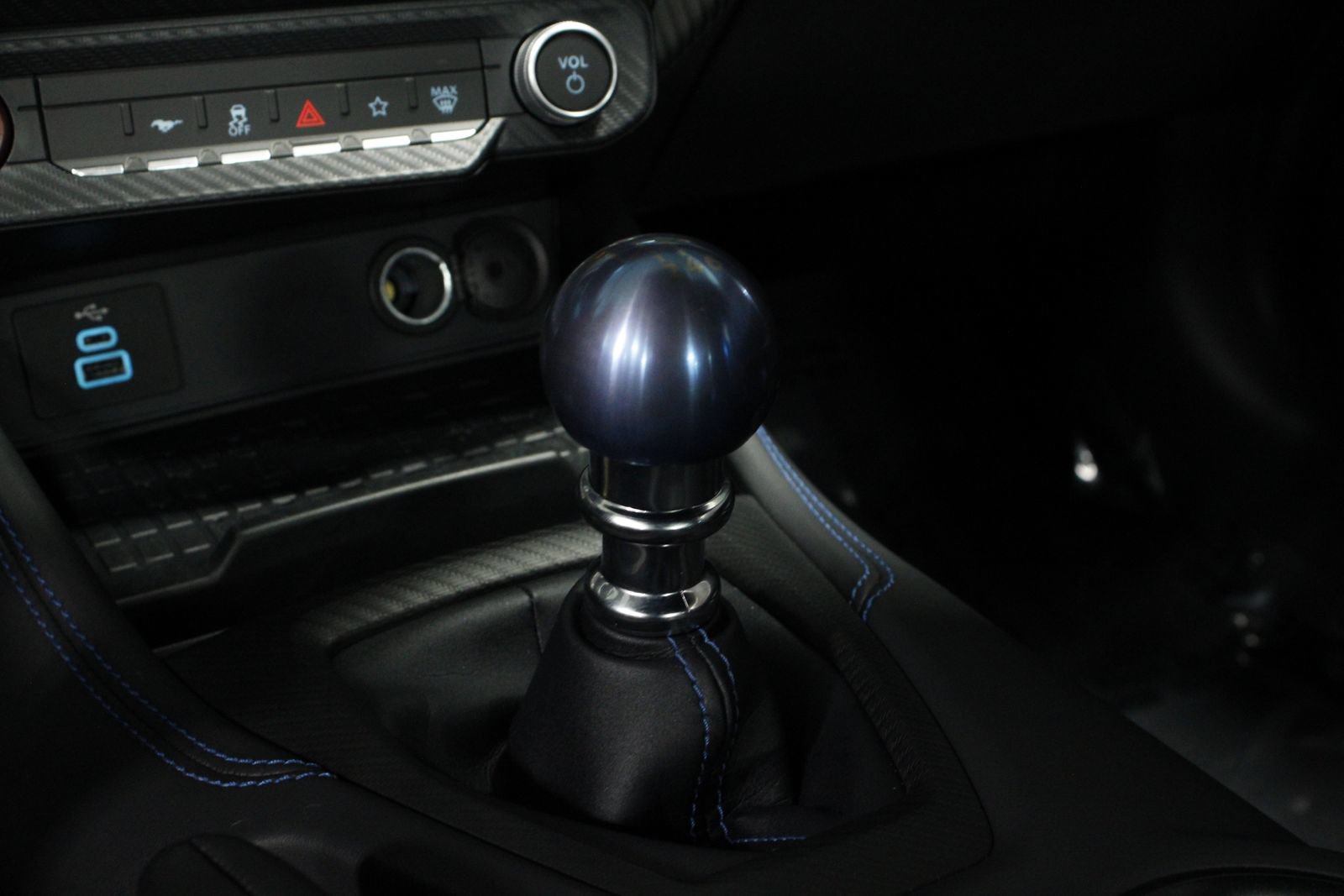 Used 2024 Ford Mustang Dark Horse RWD image 27