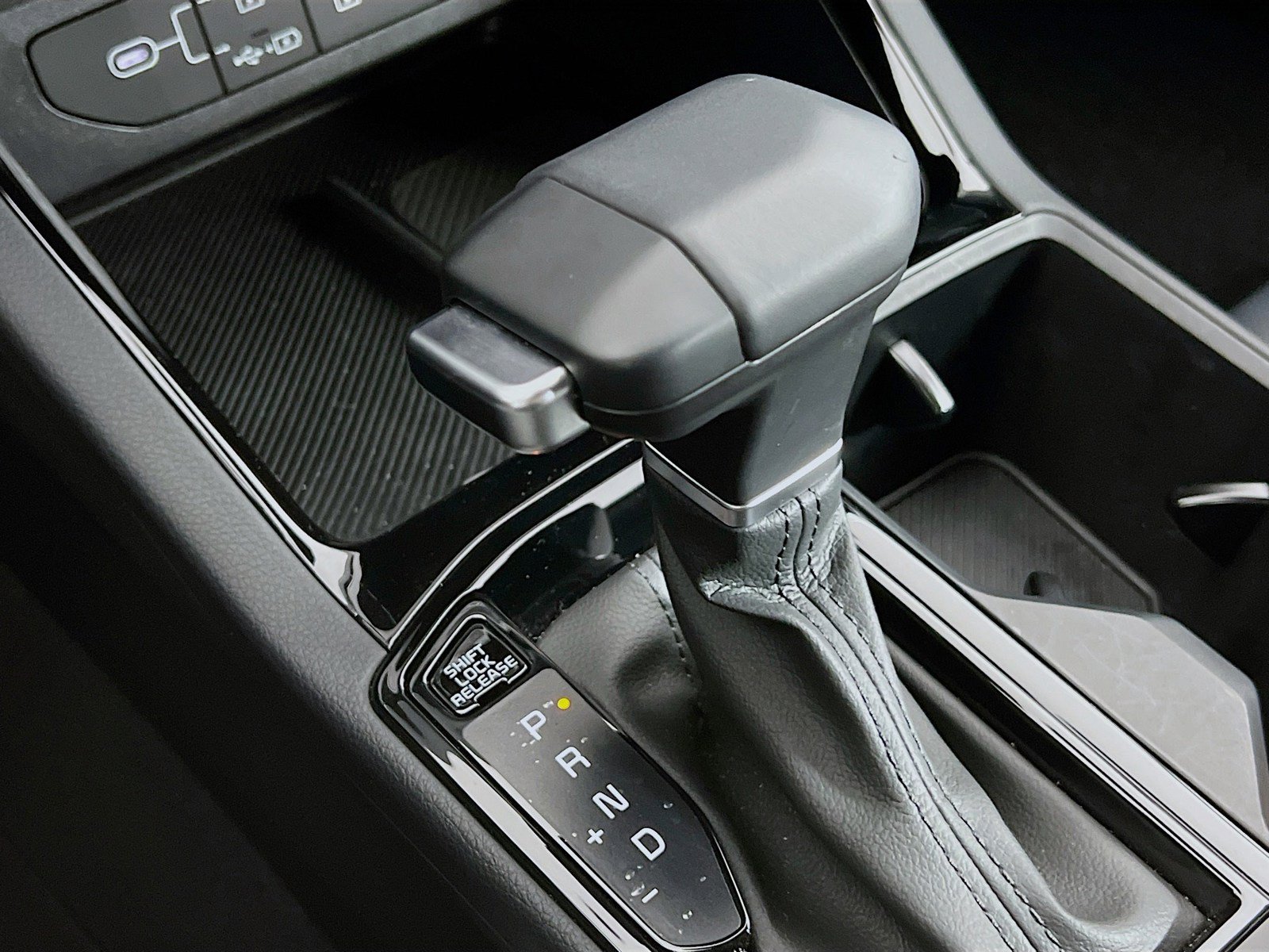 New 2025 Kia K5 GT-Line FWD image 12