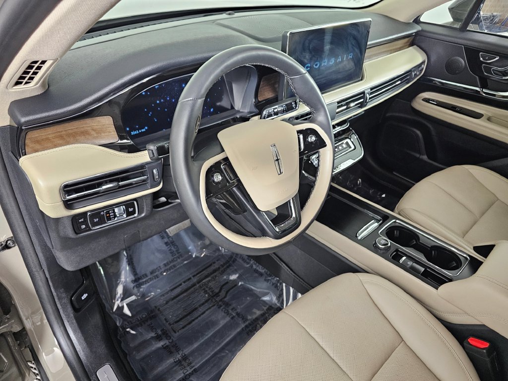Certified 2025 Lincoln Corsair Grand Touring AWD/4WD image 25