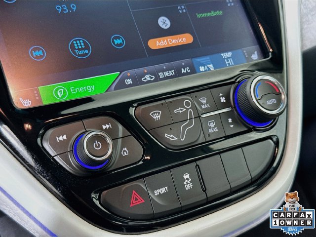 Used 2021 Chevrolet Bolt Premier w/ Infotainment Package FWD image 16