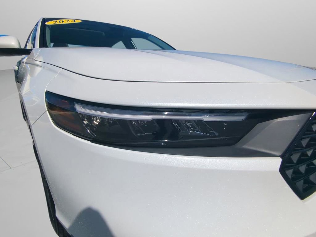 Certified 2024 Honda Accord EX image 10