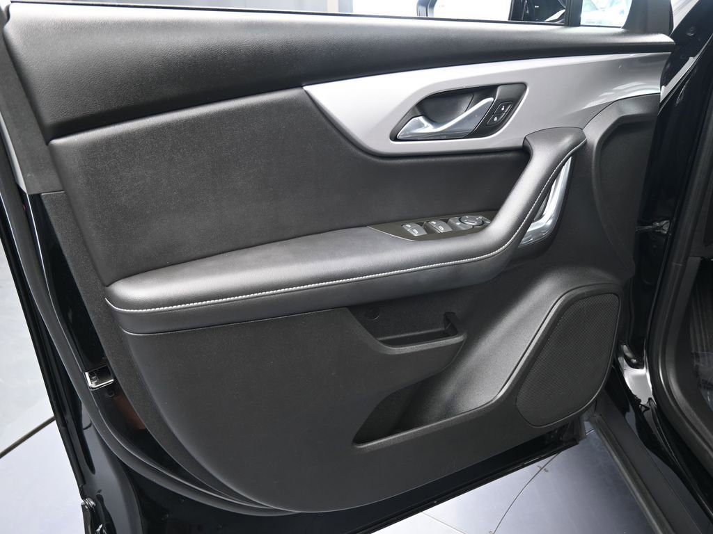 Certified 2023 Chevrolet Blazer LT w/ Driver Confidence Package image 15