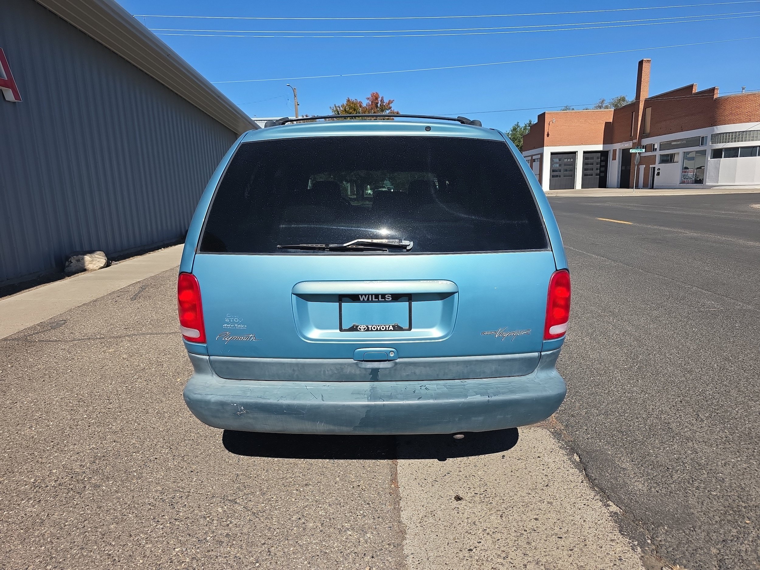 Used 1998 Plymouth Grand Voyager FWD image 5