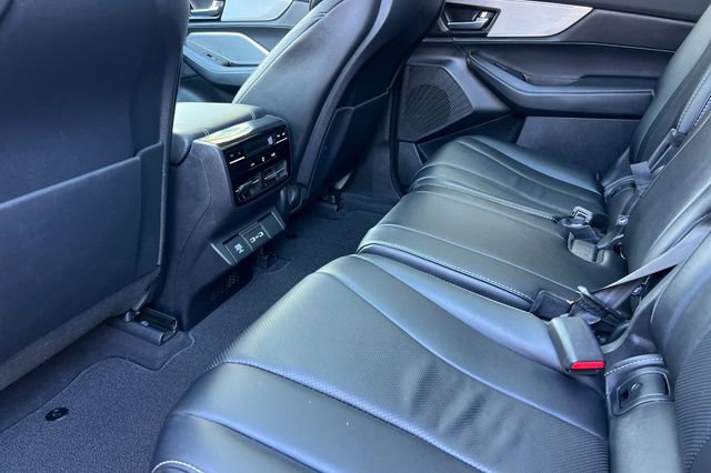 Used 2023 Acura MDX FWD w/ Technology Package image 13