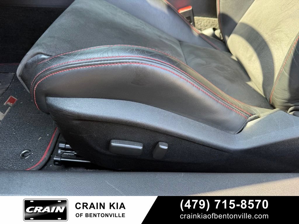 Used 2014 Chevrolet Camaro ZL1 RWD image 11