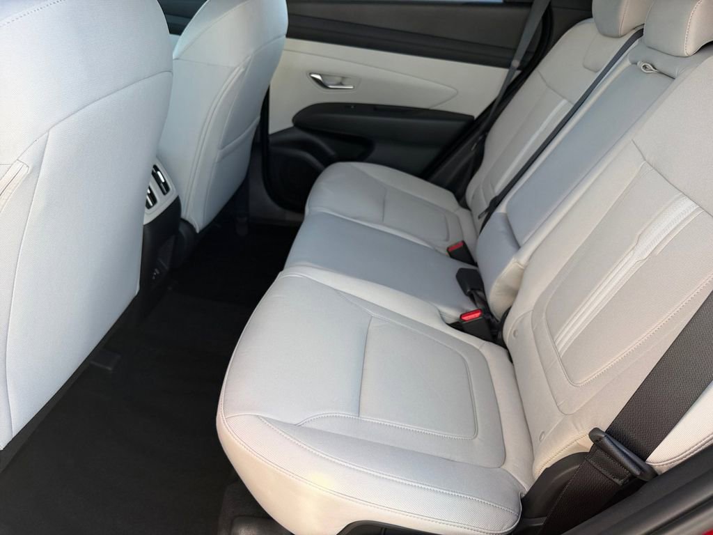 New 2026 Hyundai Tucson SEL FWD image 13