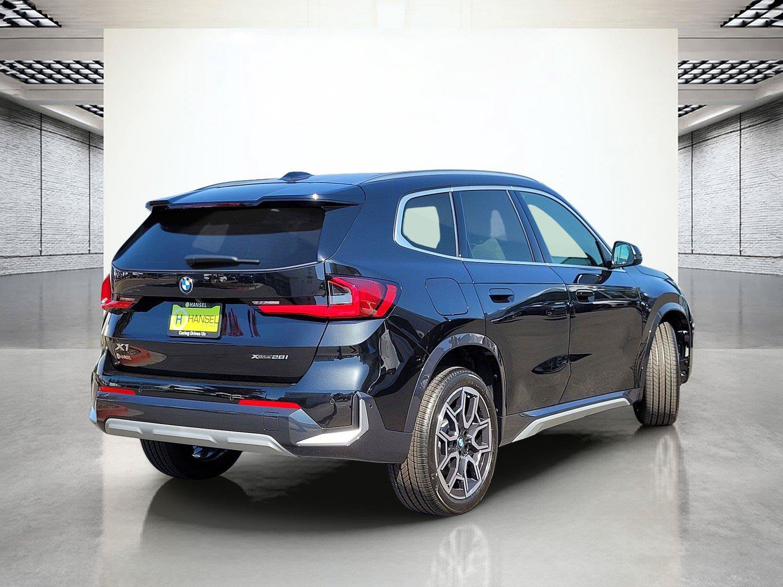 New 2027 BMW X1 xDrive28i w/ Technology Package AWD/4WD image 5