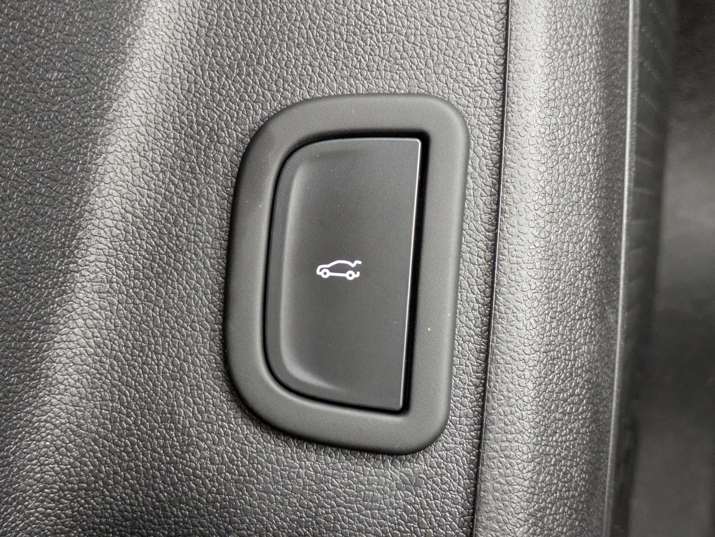 Used 2025 Chevrolet Traverse LT FWD image 20