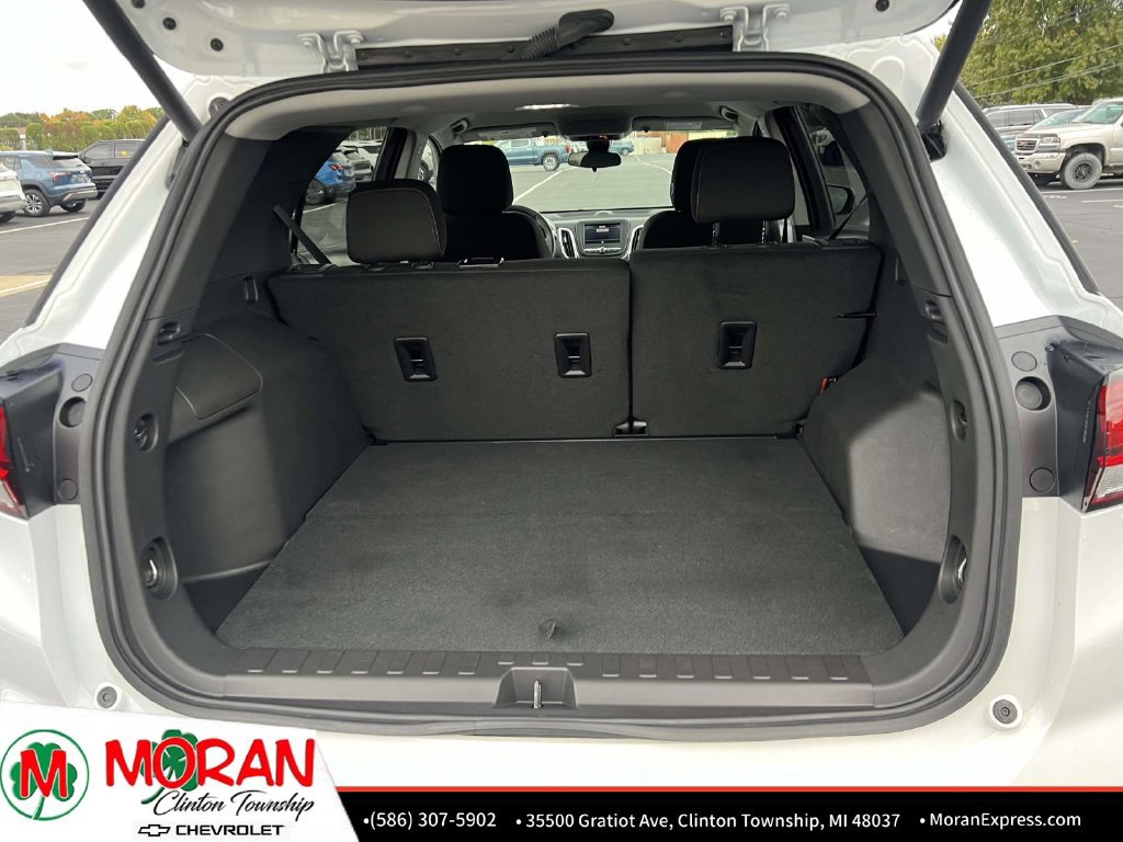 Certified 2024 Chevrolet Equinox LT FWD image 12