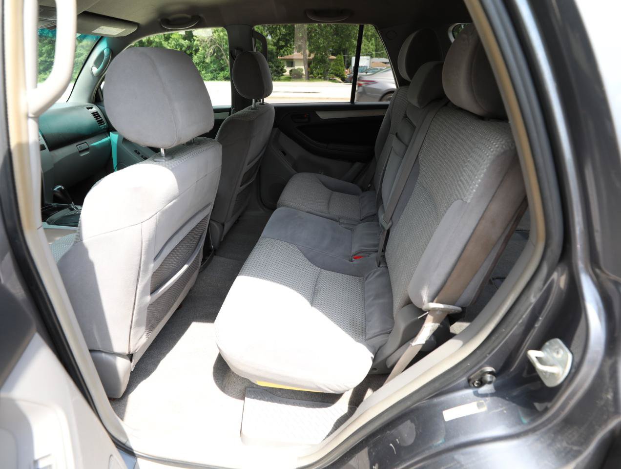 Used 2005 Toyota 4Runner SR5 AWD/4WD image 13