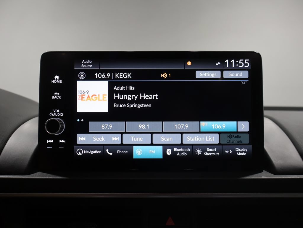 Used 2025 Honda Pilot Touring image 29