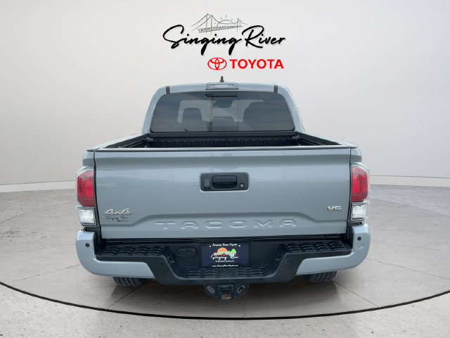 Used 2020 Toyota Tacoma Limited AWD/4WD image 6