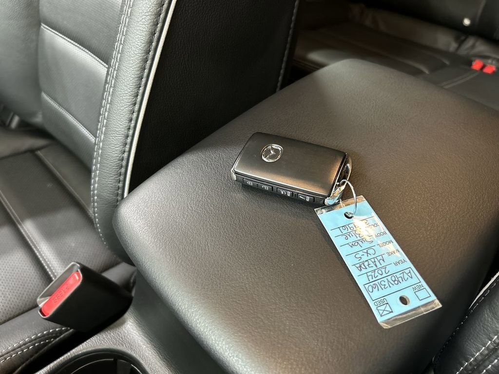 Certified 2024 MAZDA CX-5 AWD 2.5 S w/ Preferred Package image 12