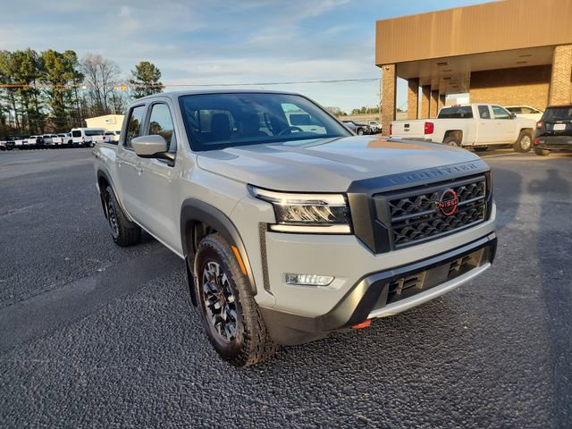 Used 2024 Nissan Frontier Pro-X w/ Technology Package image 7