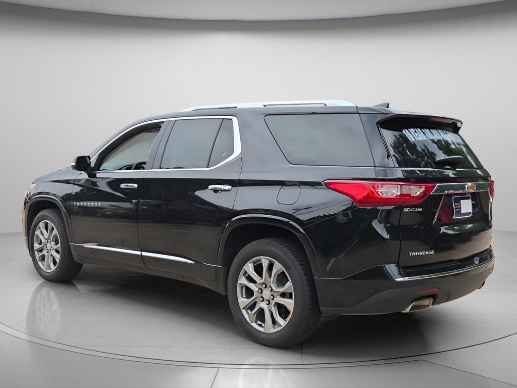 Used 2019 Chevrolet Traverse Premier w/ Driver Confidence II Package FWD image 6