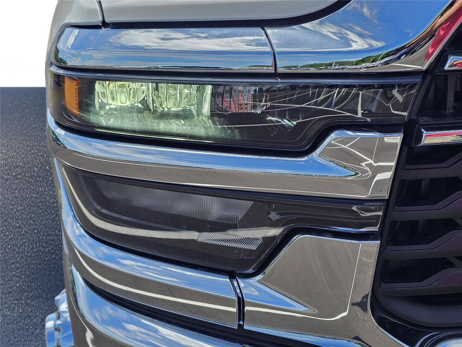 New 2026 RAM 3500 Tradesman AWD/4WD image 4