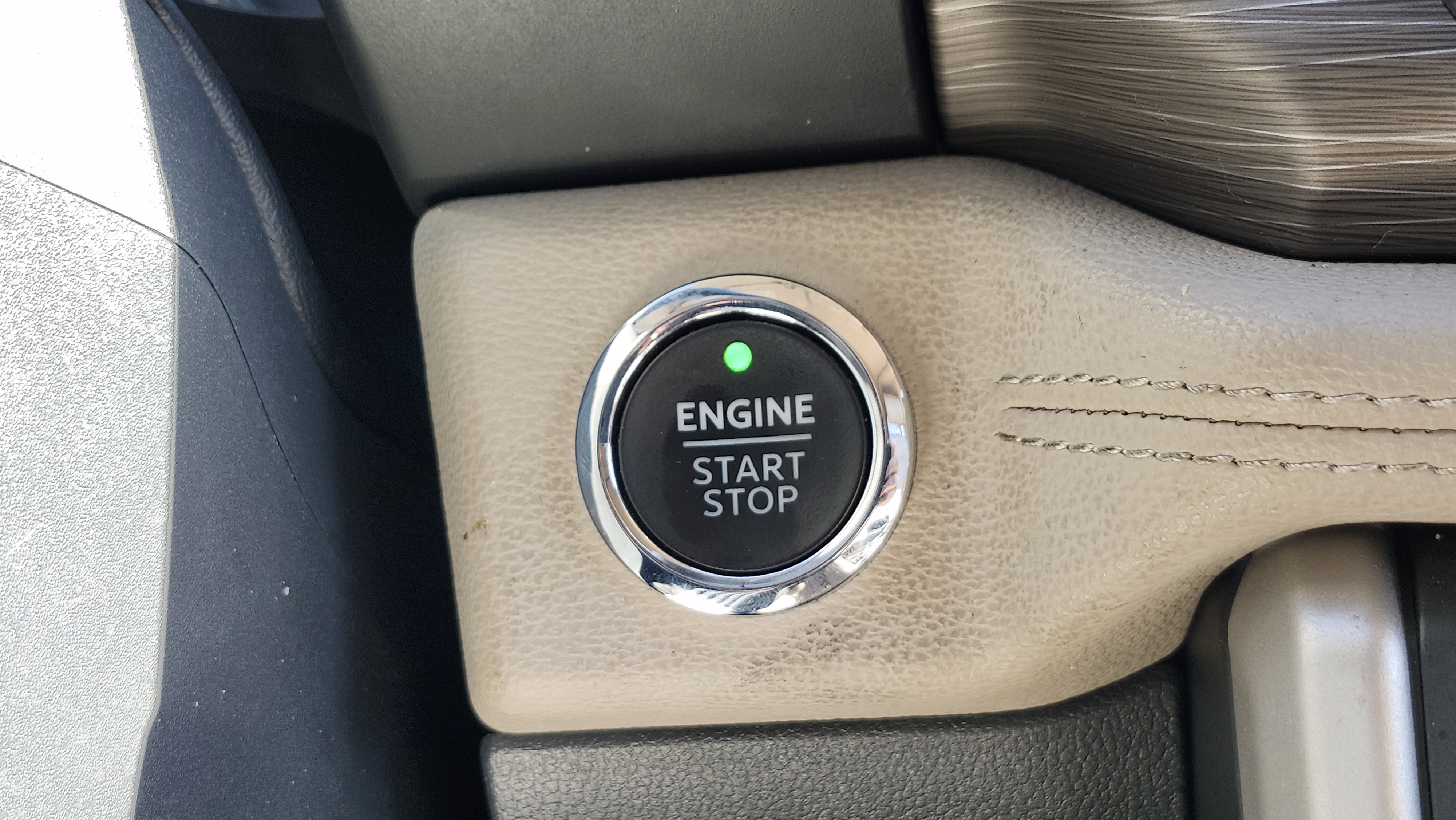 Used 2023 Ford Expedition Limited image 30