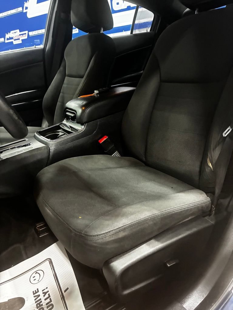 Used 2014 Dodge Charger SE w/ Sport Appearance Group RWD image 13