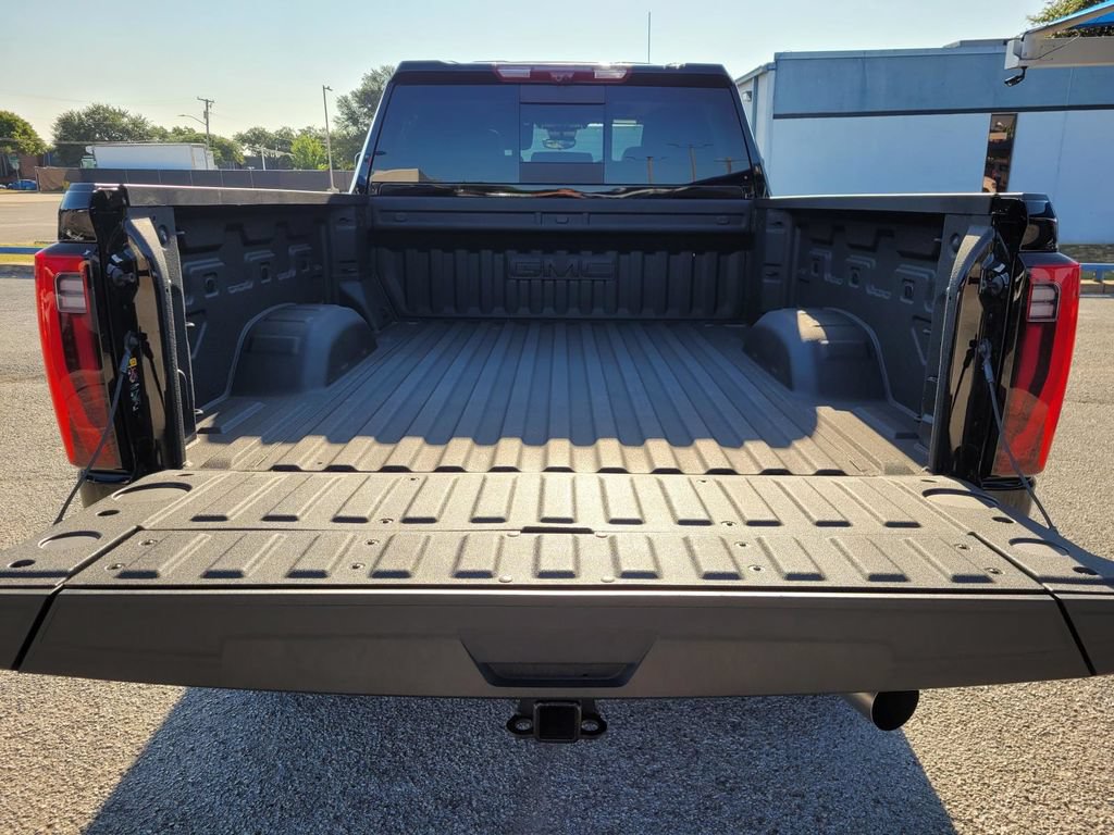 Used 2026 GMC Sierra 2500 Denali w/ Denali Reserve Package AWD/4WD image 12
