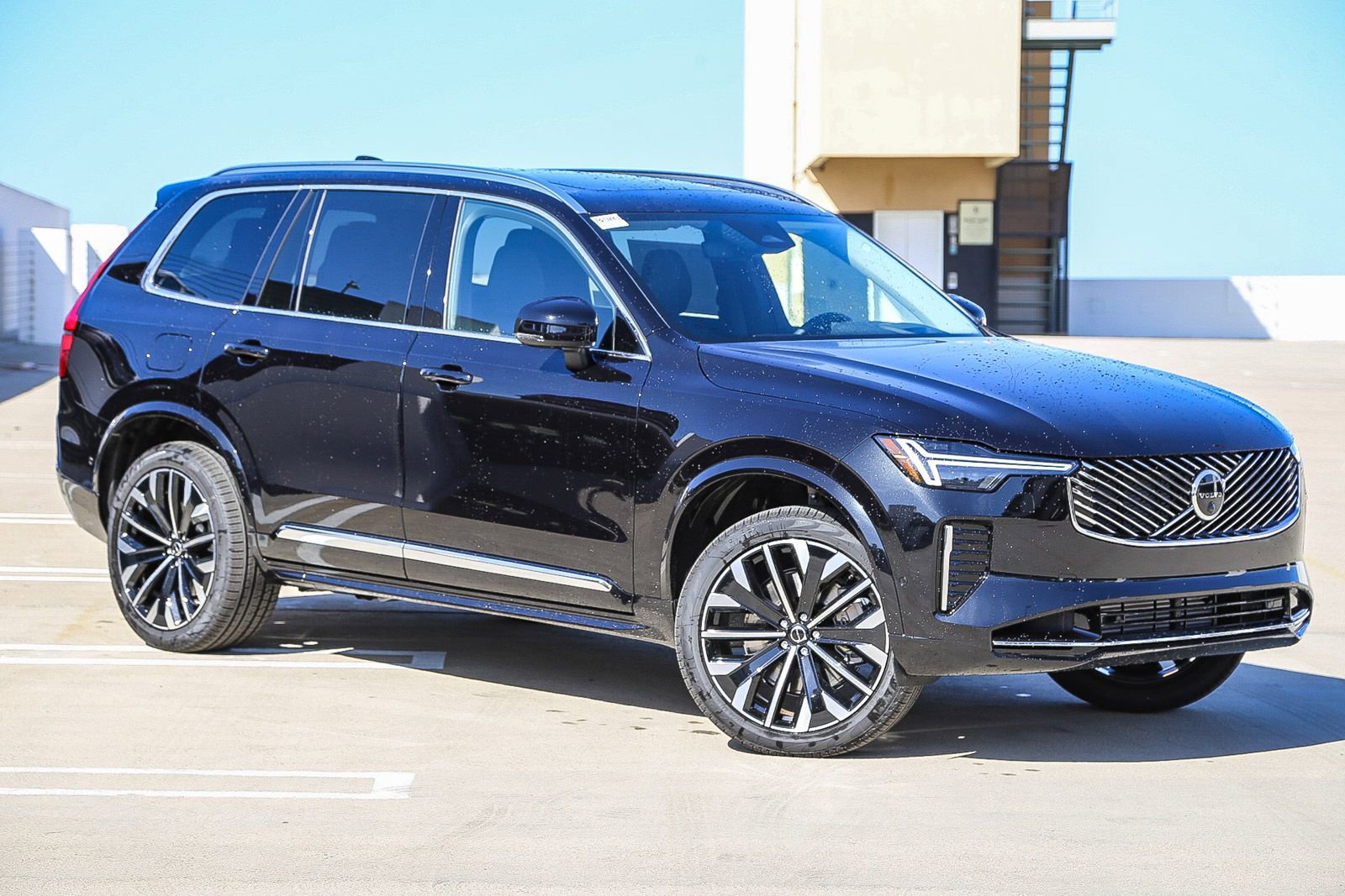 New 2026 Volvo XC90 T8 Ultra w/ Protection Package image 1