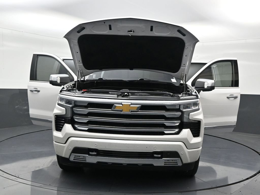 Used 2023 Chevrolet Silverado 1500 High Country w/ High Country Premium Package image 36