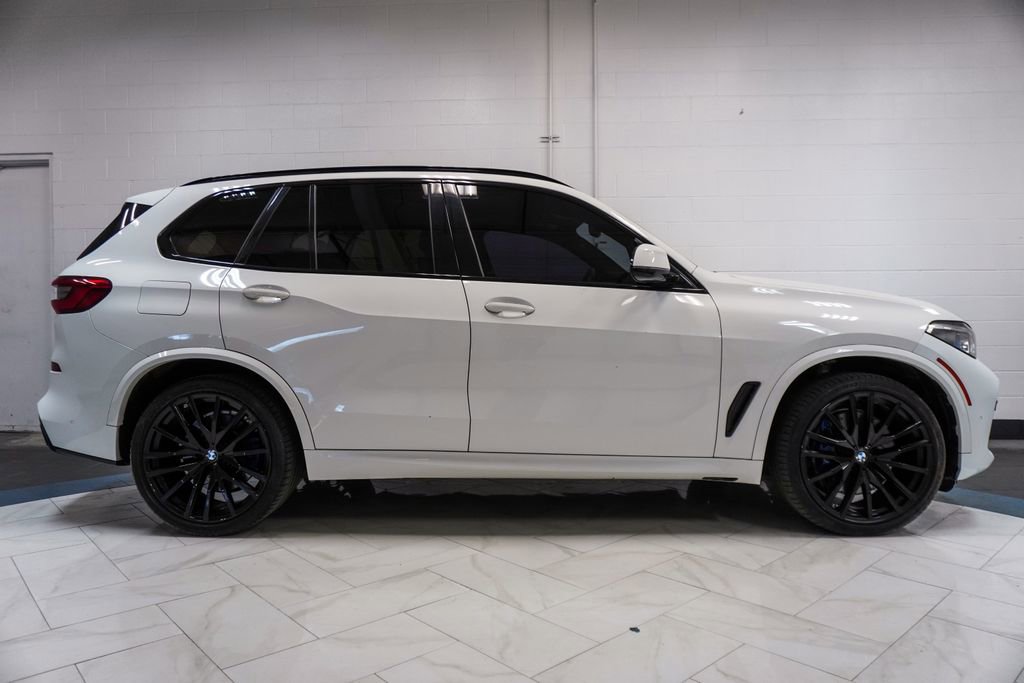 Used 2020 BMW X5 M50i w/ Premium Package image 42
