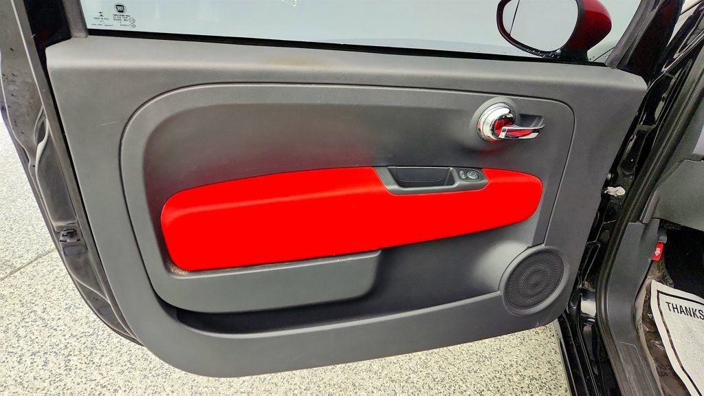 Used 2015 FIAT 500 Pop image 10