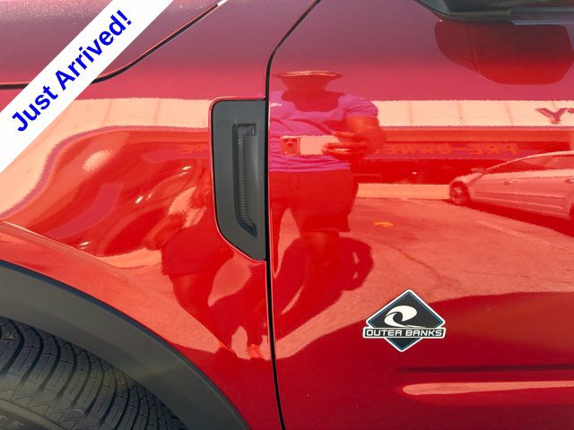 Used 2022 Ford Bronco Sport Outer Banks w/ Tech Package AWD/4WD image 11