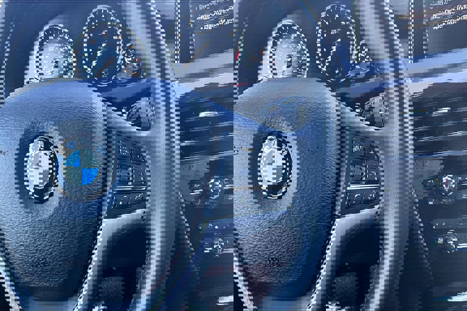 Used 2017 BMW X5 xDrive40e image 25