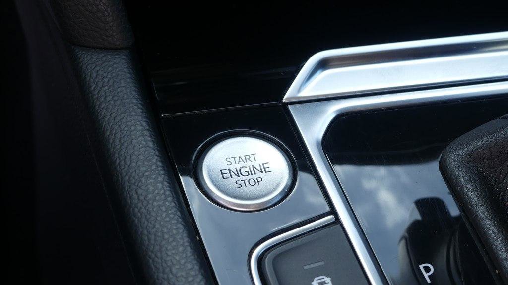 Used 2021 Volkswagen Arteon SE FWD image 19