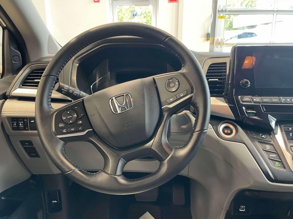 Used 2023 Honda Odyssey EX-L image 11