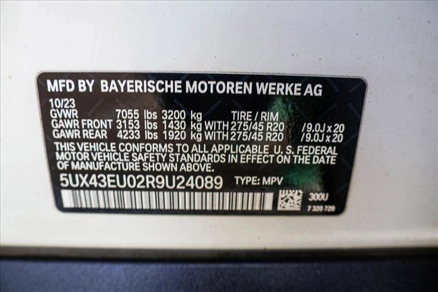 Used 2024 BMW X5 xDrive50e image 30