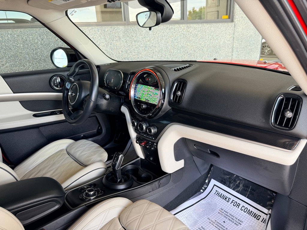 Used 2022 MINI Cooper Countryman S w/ Signature Upholstery Package image 21