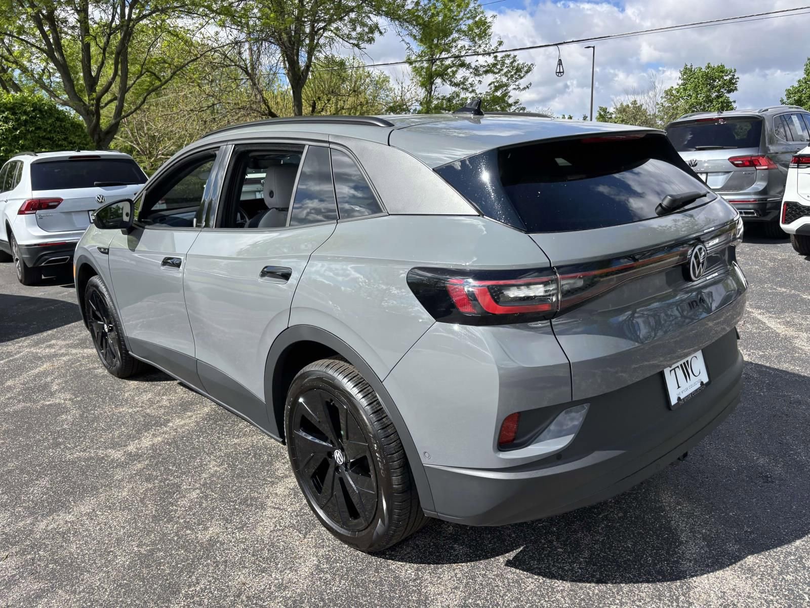 New 2026 Volkswagen ID.4 Pro S AWD/4WD image 7