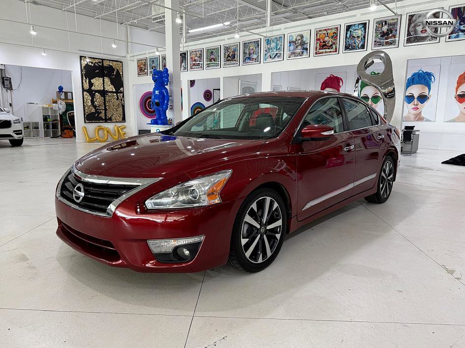Used 2014 Nissan Altima 3.5 SL w/ Technology Package