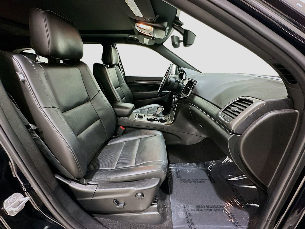 Used 2021 Jeep Grand Cherokee Limited w/ Luxury Group II image 28