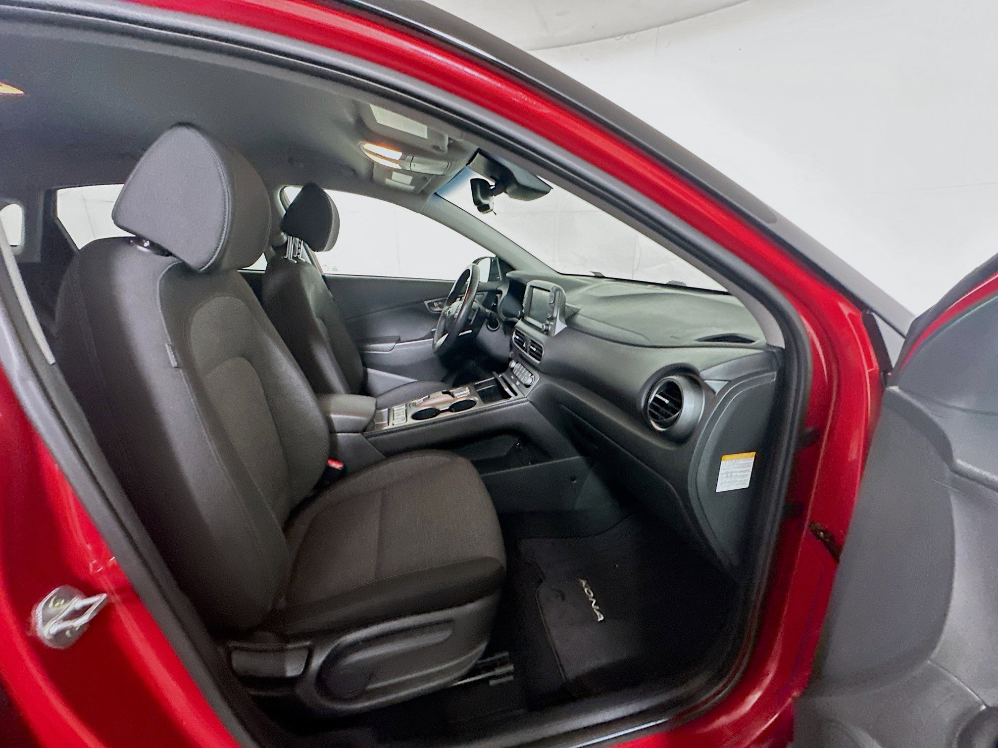 Used 2021 Hyundai Kona SEL FWD image 29
