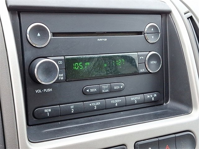 Used 2009 Ford Edge SE image 16