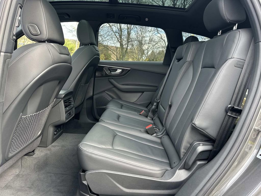 New 2026 Audi Q7 2.0T Premium image 28