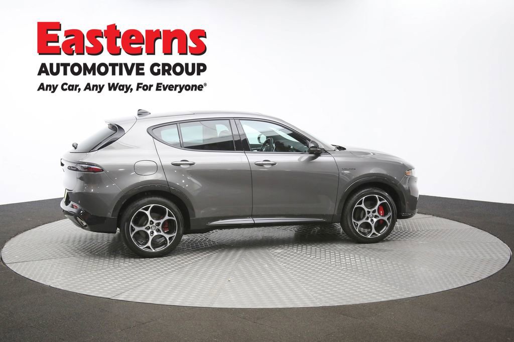 Used 2024 Alfa Romeo Tonale Veloce w/ Active Assist Package AWD/4WD image 41