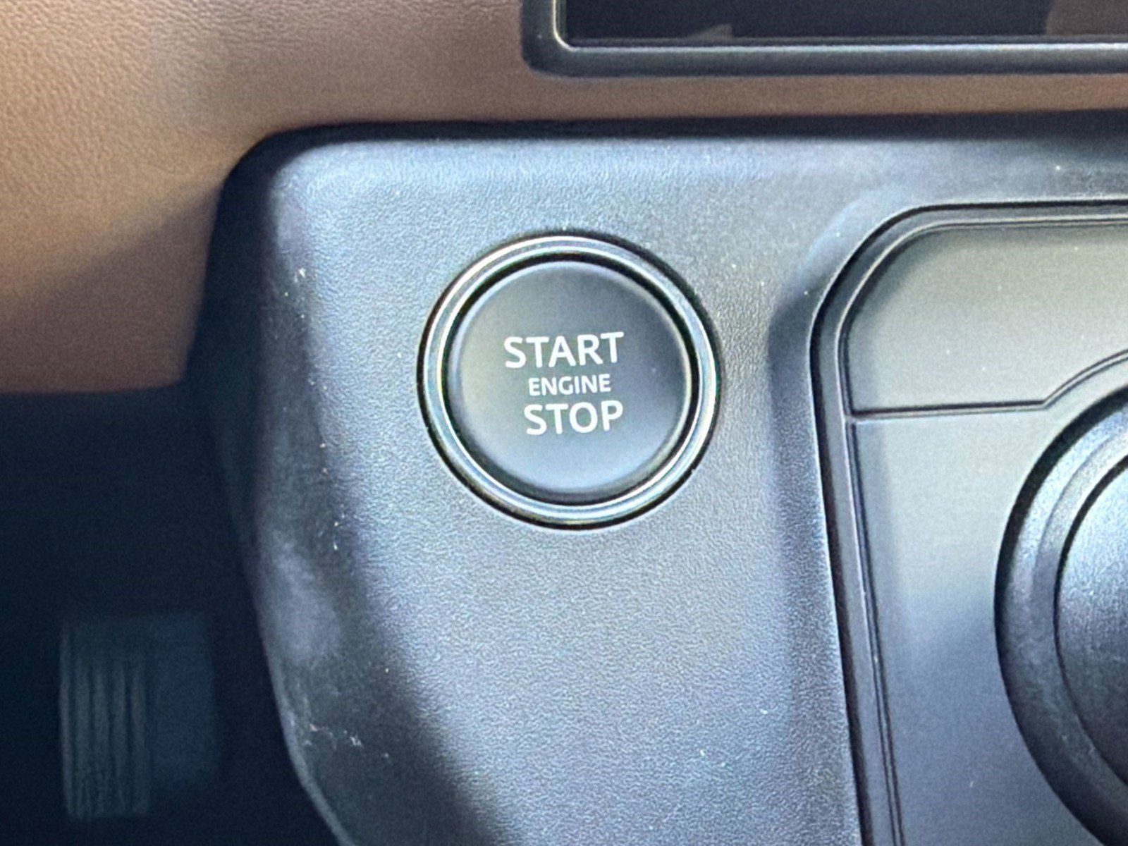 New 2026 Land Rover Defender 110 S image 26