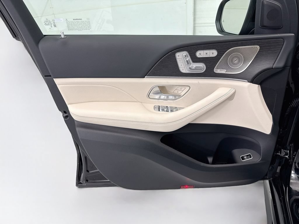 New 2026 Mercedes-Benz GLS 450 4MATIC image 23
