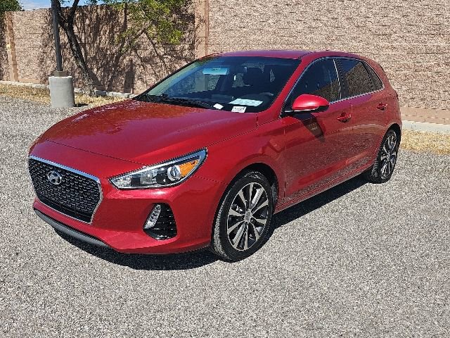 Used 2020 Hyundai Elantra GT FWD image 1