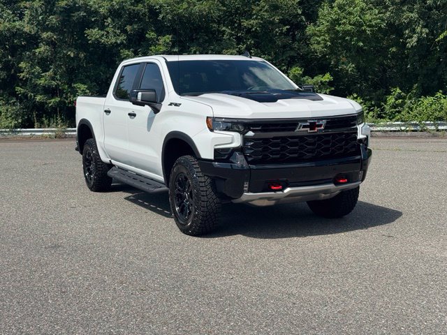 New 2026 Chevrolet Silverado 1500 ZR2 w/ LPO, Dark Essentials Package AWD/4WD image 10