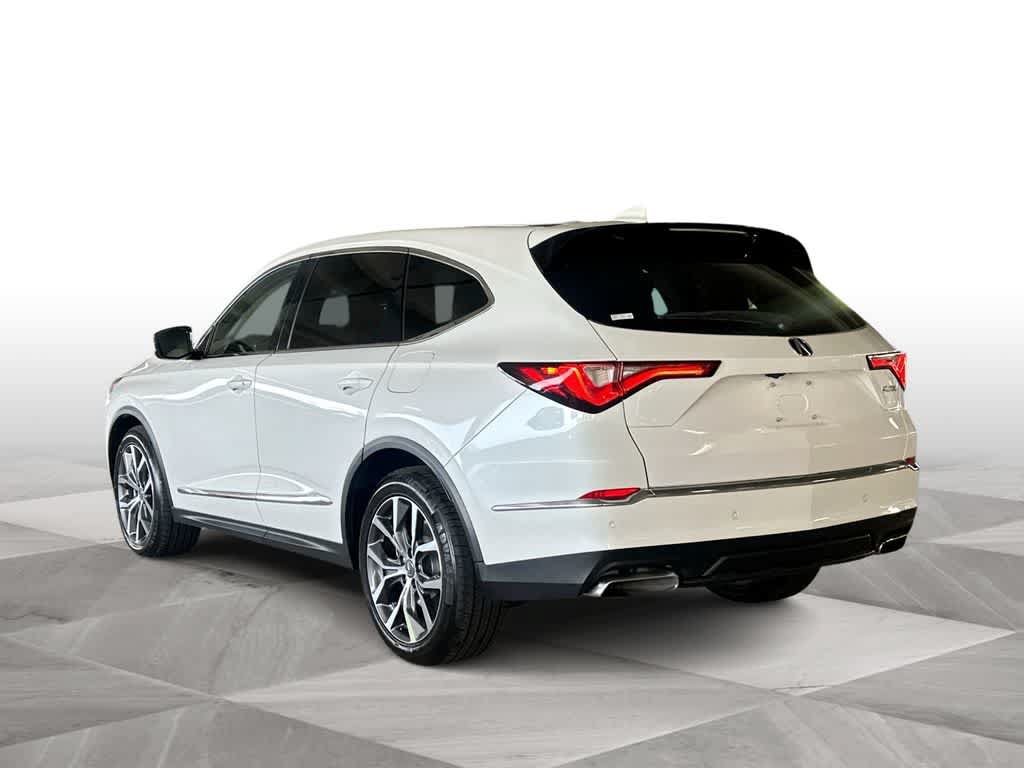 Certified 2024 Acura MDX FWD w/ Technology Package image 6